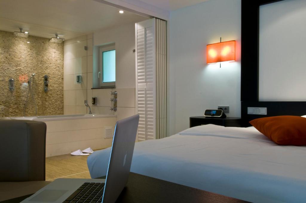 Cocoon Hotel La Rive Bourscheid Δωμάτιο φωτογραφία